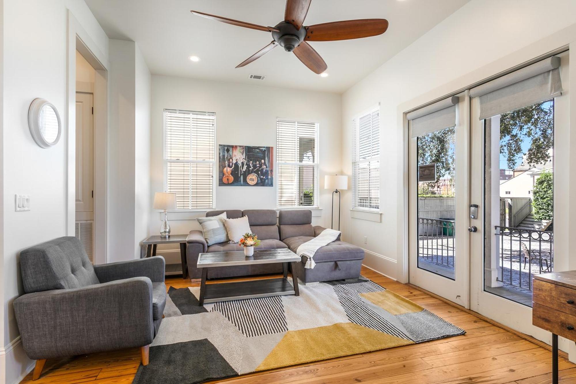 Amazing 3Br Cottage Off St Charles With Pool ニューオーリンズ エクステリア 写真