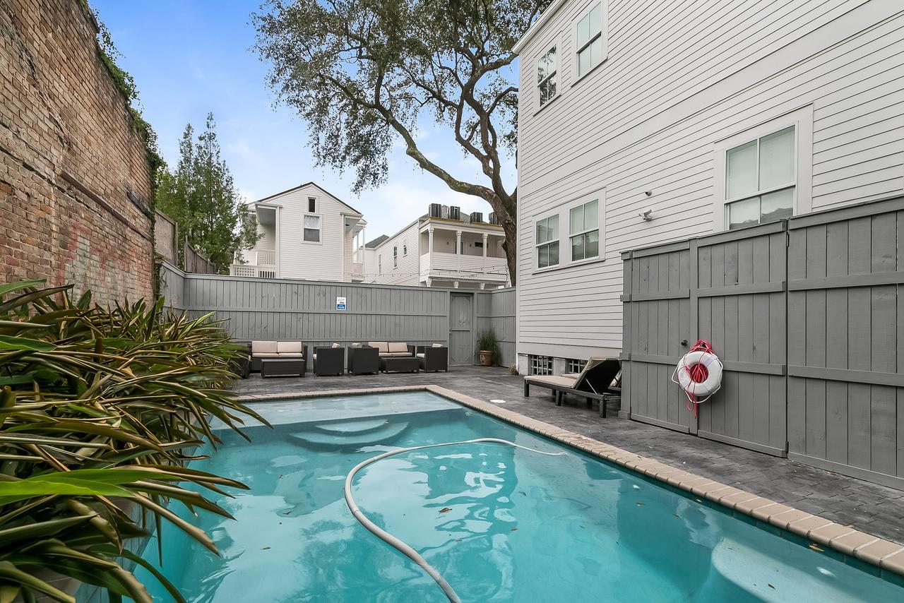 Amazing 3Br Cottage Off St Charles With Pool ニューオーリンズ エクステリア 写真